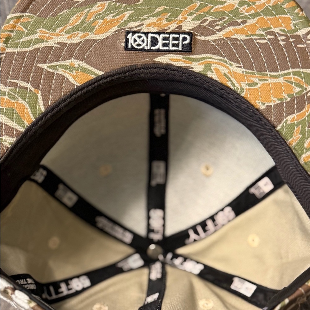 New Era 59FIFTY Brown Camo Fitted Cap Size 7 1/8 - Picture 2 of 3